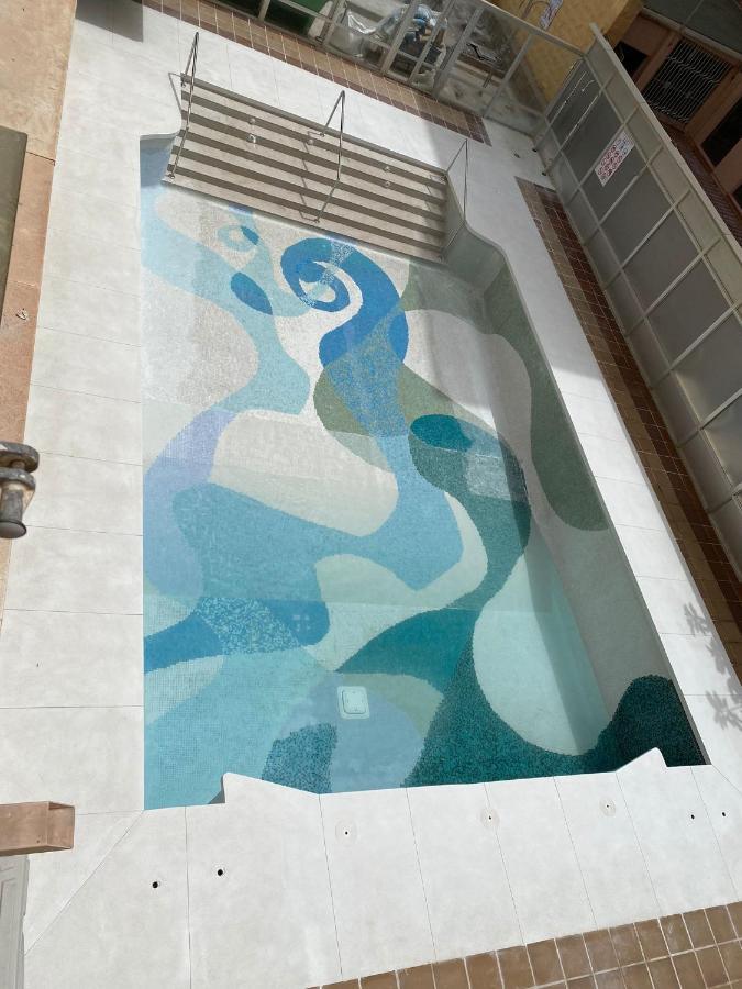 Esplendido Apartamento, Carihuela Edificio El Remo, Primera Linea Torremolinos Buitenkant foto
