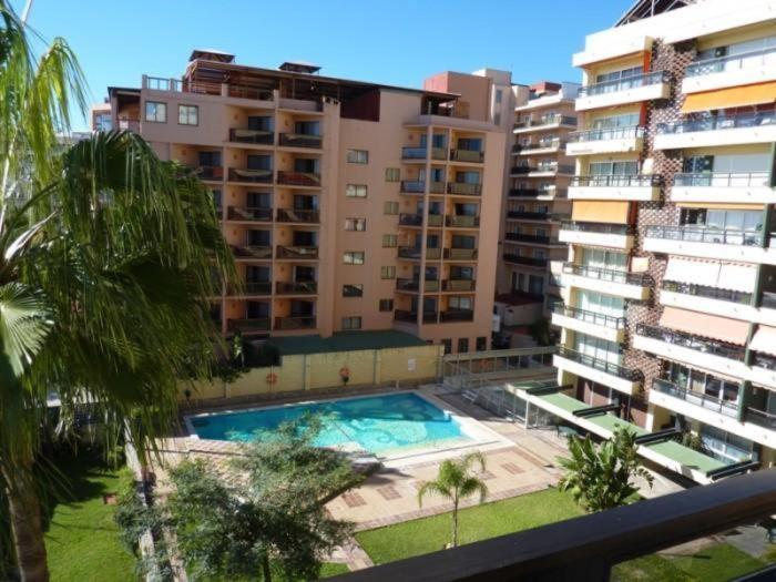 Esplendido Apartamento, Carihuela Edificio El Remo, Primera Linea Torremolinos Buitenkant foto
