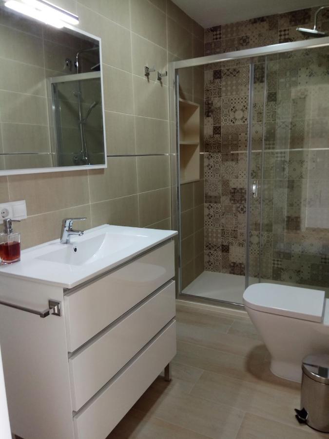 Esplendido Apartamento, Carihuela Edificio El Remo, Primera Linea Torremolinos Buitenkant foto